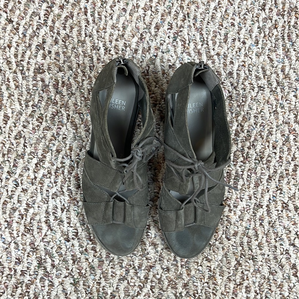 EILEEN FISHER DIBS GREY SUEDE LEATHER LACE-UP WEDGE SANDALS - Picture 4 of 9